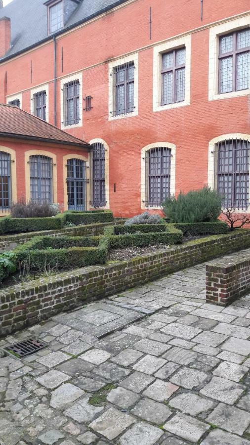 Lille Grand Palais, Europe, Bienvenue Chez Nestyou, Lila Exterior foto